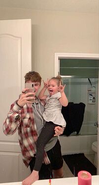 🧑🏻_💼