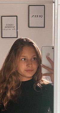 pretty 13 years old pinterest girl