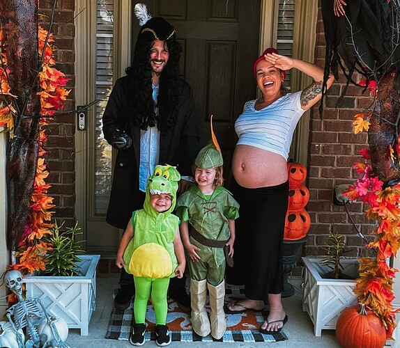 CAF mom s pregnant 8 Halloween edition Create a Family