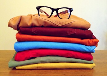 clothing_fashion_dress_style_colorful_clothes_glasses_trousers-853687.jpg!d