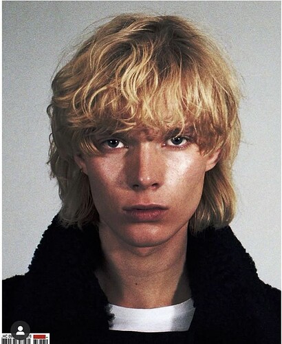 240a2340e57a6503cc50b6ac7803afcf