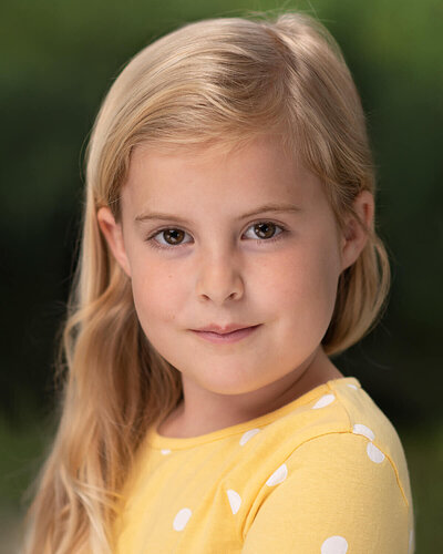 shoot-me-now-blonde-child-headshot