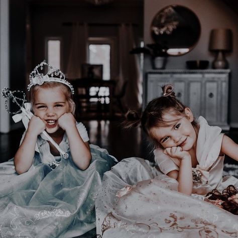 Odelia and Sylvestra